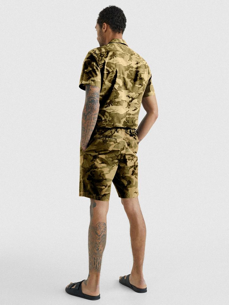 Bermudas Tommy Hilfiger Relaxed fit camo Camuflados Verdes | MX_M31220