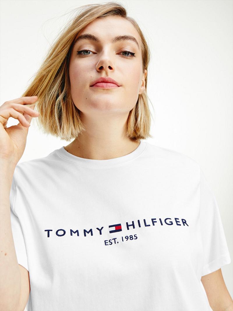 Camiseta Tommy Hilfiger Curve Hilfiger Crewneck Blancos | MX_W21440