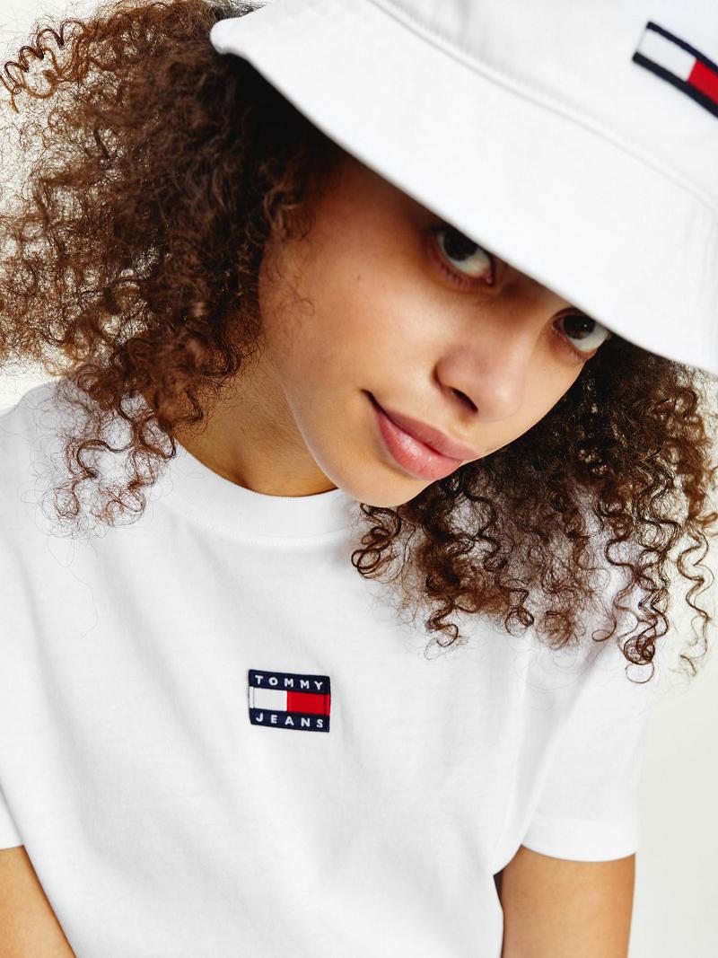 Camiseta Tommy Hilfiger Tommy Badge Blancos | MX_W21483