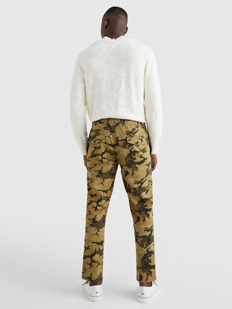 Pantalones Tommy Hilfiger Tapered fit camo Verdes | MX_M31342