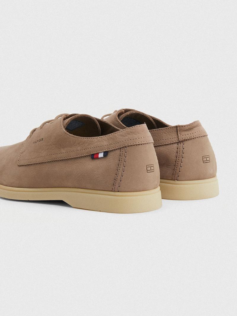 Tenis Tommy Hilfiger Gamuza derby Marrom | MX_M31633